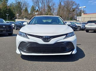 Used 2019 Toyota Camry LE video 2