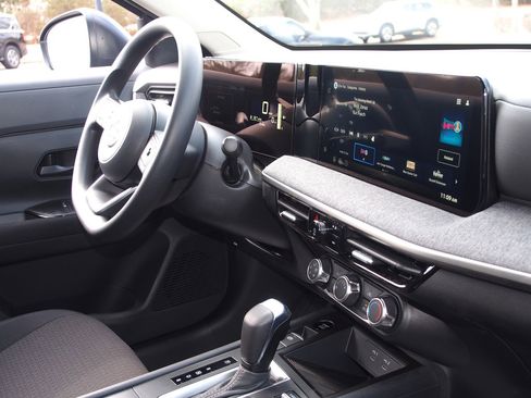 New 2026 Nissan Kicks S image 10