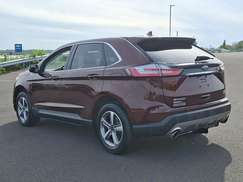 Used 2019 Ford Edge SEL w/ Equipment Group 201A image 4