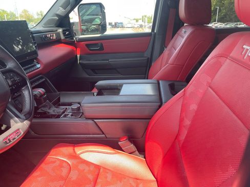 Used 2024 Toyota Sequoia TRD Pro AWD/4WD image 4