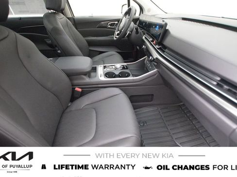 New 2026 Kia Carnival SX image 16