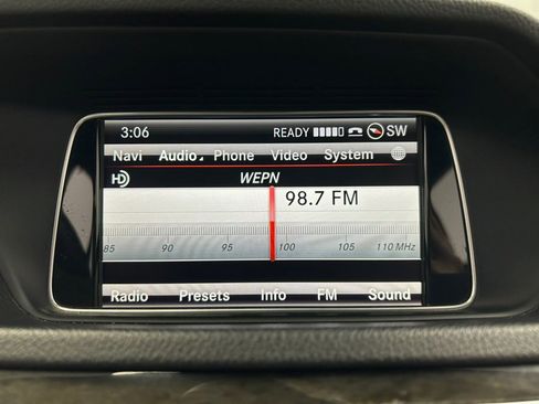 Used 2014 Mercedes-Benz E 350 4MATIC Wagon image 52