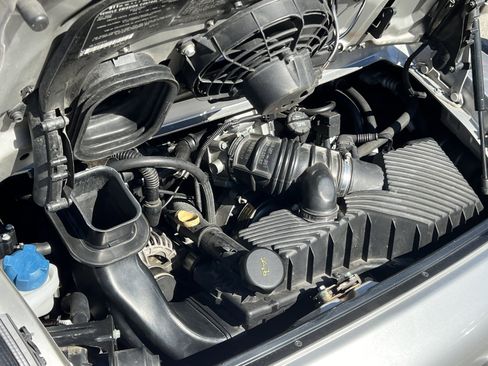 Used 2002 Porsche 911 Carrera image 28