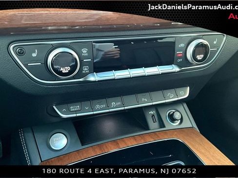 Used 2023 Audi Q5 2.0T Premium Plus w/ Premium Plus Package image 22