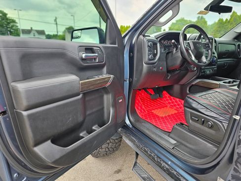 Used 2020 Chevrolet Silverado 1500 RST AWD/4WD image 27