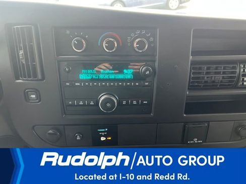 Used 2017 Chevrolet Express 2500 image 19