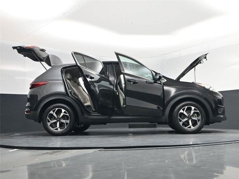 Used 2020 Kia Sportage LX w/ LX Popular Package image 30