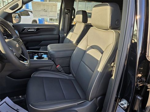 New 2026 Chevrolet Tahoe Premier image 6