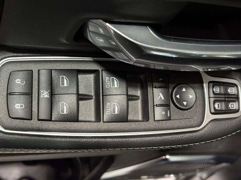 Used 2024 RAM 2500 Laramie w/ Safety Group image 7