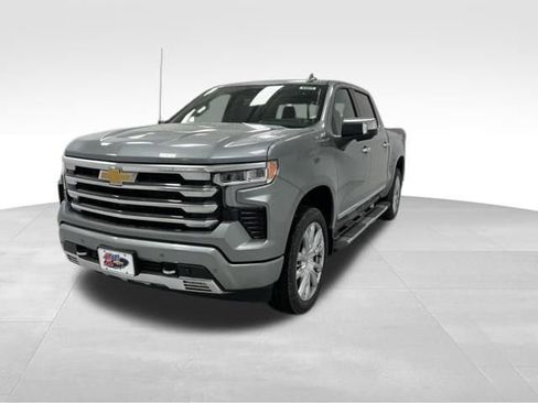 New 2026 Chevrolet Silverado 1500 High Country w/ High Country Premium Package AWD/4WD image 3