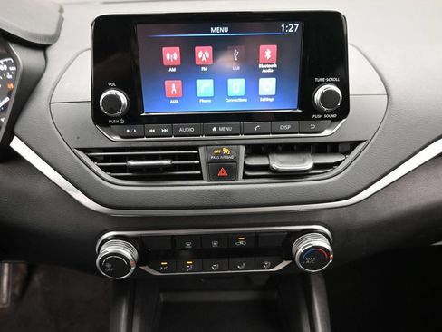 Used 2023 Nissan Altima 2.5 S FWD image 16