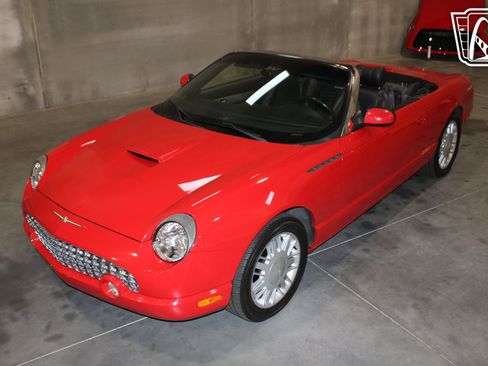 Used 2002 Ford Thunderbird image 21