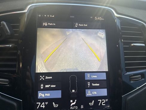 Used 2017 Volvo XC90 T6 Momentum w/ Vision Package image 19