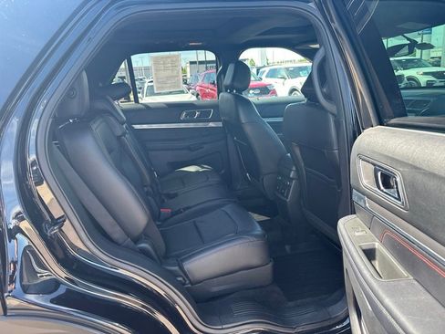 Used 2017 Ford Explorer Sport w/ Equipment Group 401A AWD/4WD image 43