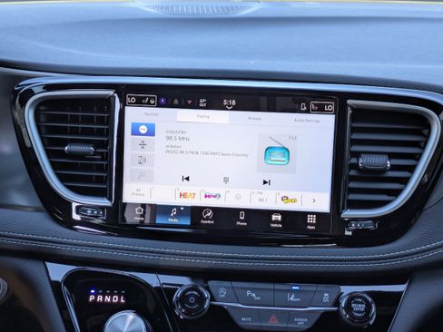 New 2026 Chrysler Pacifica Select image 20