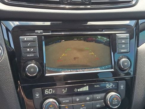 Used 2022 Nissan Rogue Sport SV FWD image 20