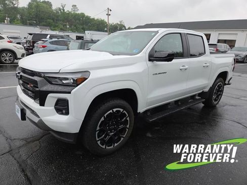 New 2026 Chevrolet Colorado Z71 w/ Technology Package AWD/4WD image 3