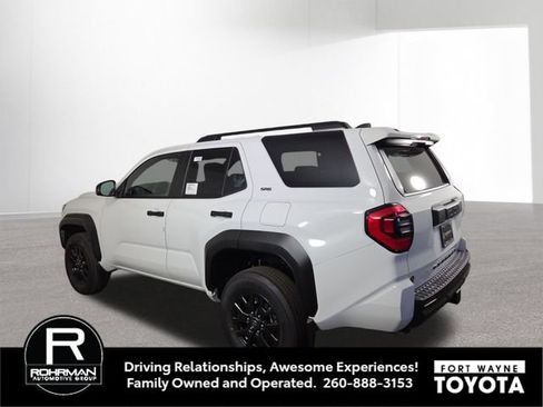 New 2026 Toyota 4Runner SR5 RWD image 10