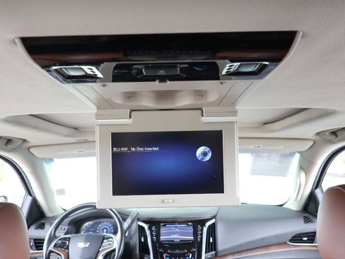 Used 2016 Cadillac Escalade ESV Premium AWD/4WD image 48