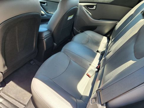 Used 2016 Hyundai Elantra Limited FWD image 16
