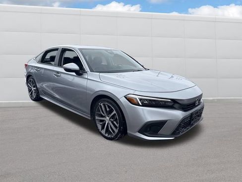 Used 2024 Honda Civic Touring image 12