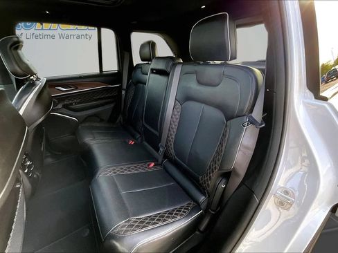 Used 2023 Jeep Grand Cherokee Summit w/ Adv Protech Group IV AWD/4WD image 22