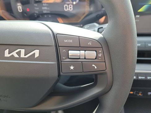 New 2026 Kia K4 LXS FWD image 26