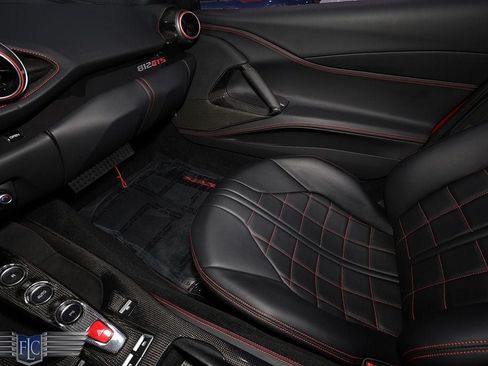 Used 2021 Ferrari 812 GTS RWD image 23