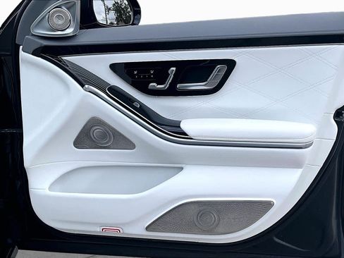 Used 2024 Mercedes-Benz Maybach S 680 4MATIC image 21