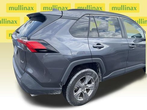 Used 2024 Toyota RAV4 XLE FWD image 11