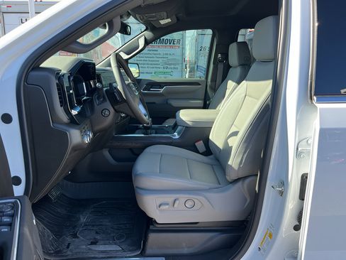 New 2026 GMC Sierra 1500 SLT w/ SLT Convenience Package AWD/4WD image 17