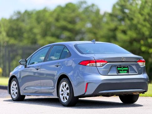 Used 2022 Toyota Corolla LE FWD image 8