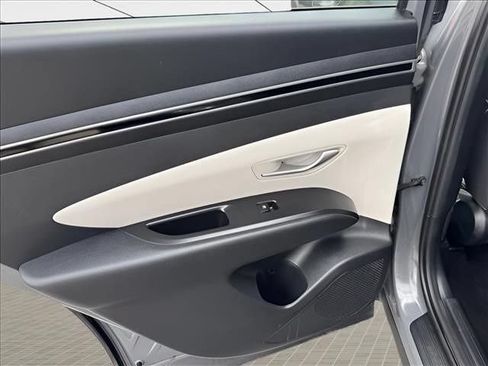 Used 2024 Hyundai Tucson SEL FWD image 18