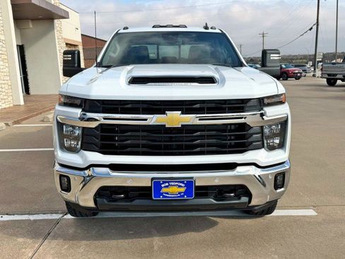 New 2026 Chevrolet Silverado 2500 LT w/ Texas Edition image 8