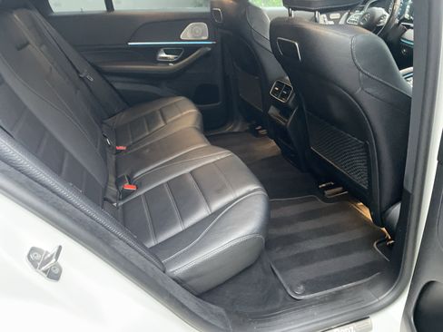 Certified 2020 Mercedes-Benz GLE 580 4MATIC image 44