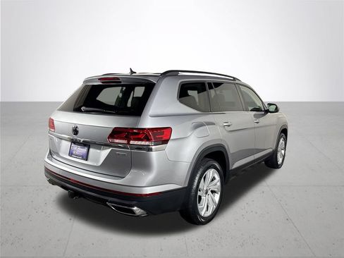 Used 2022 Volkswagen Atlas SE w/ Panoramic Sunroof Package AWD/4WD image 7