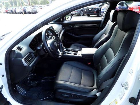Used 2020 Honda Accord Sport image 36