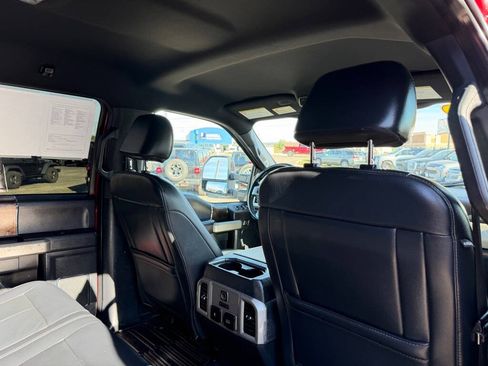 Used 2022 Ford F250 Lariat w/ Black Appearance Package AWD/4WD image 55