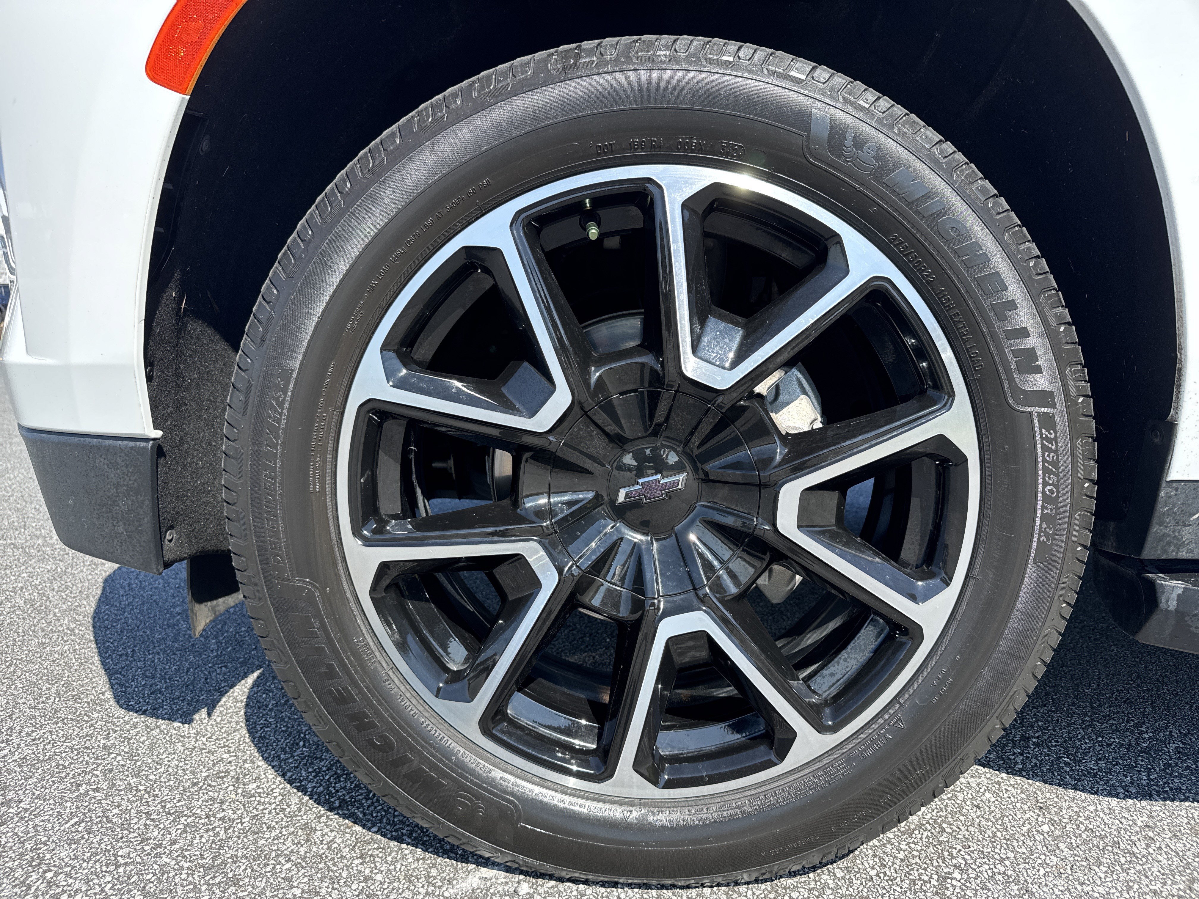 Used 2022 Chevrolet Tahoe RST w/ Sport Performance Package AWD/4WD image 13