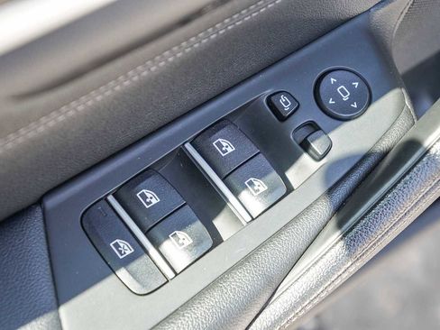 Used 2023 BMW 530i w/ M Sport Package RWD image 22