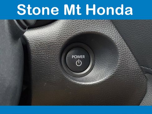 Used 2024 Toyota Corolla Cross SE image 33