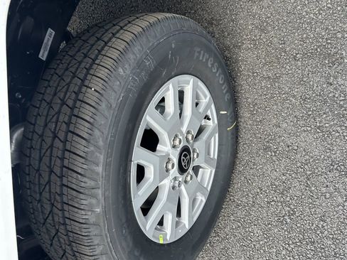 Used 2026 Toyota Tacoma SR5 image 19