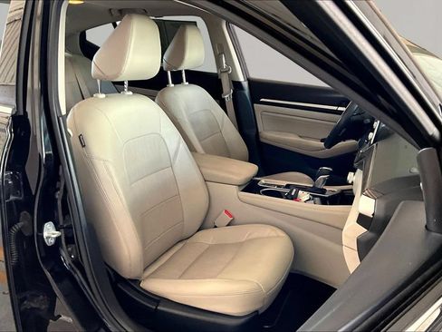 Used 2022 Nissan Altima 2.5 SL FWD image 28
