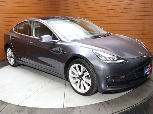 Used 2020 Tesla Model 3 Long Range image 58