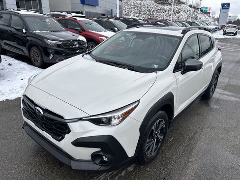 Used 2024 Subaru Crosstrek 2.0i Premium image 16