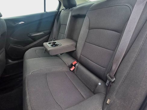 Used 2017 Chevrolet Cruze LT FWD image 13