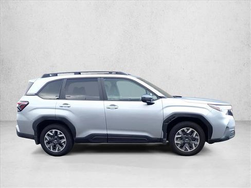 Certified 2026 Subaru Forester Premium AWD/4WD image 5