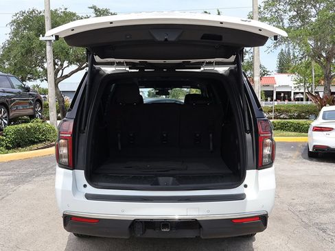 Used 2024 Chevrolet Suburban LT AWD/4WD image 20
