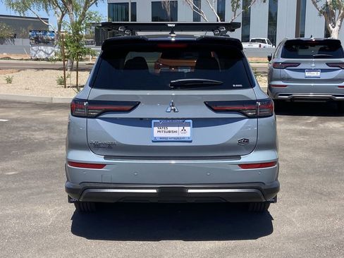 New 2026 Mitsubishi Outlander AWD image 5