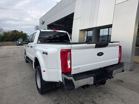 Used 2025 Ford F350 XLT image 4